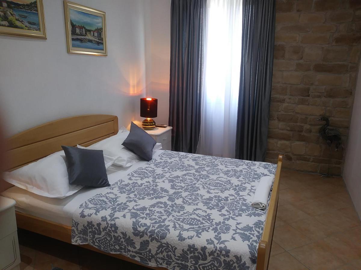 Apartment Lilly Спліт Екстер'єр фото