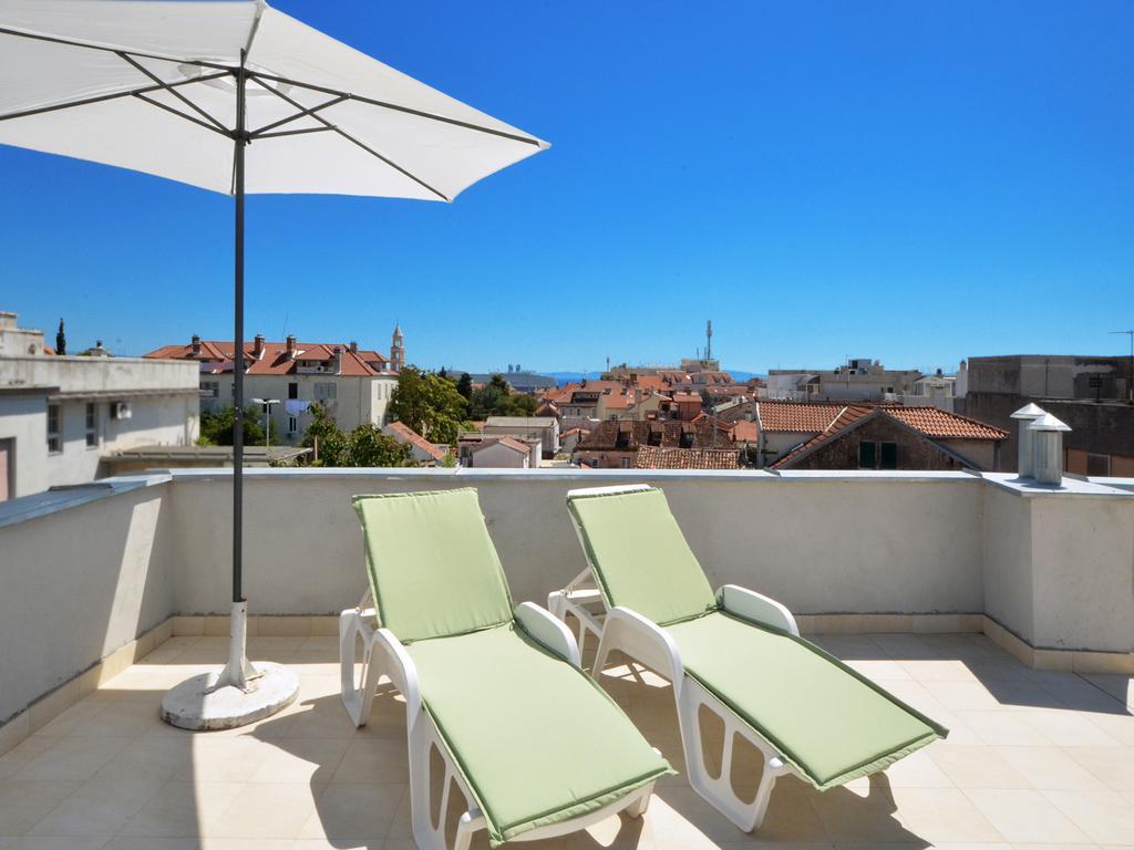 Apartment Lilly Спліт Екстер'єр фото